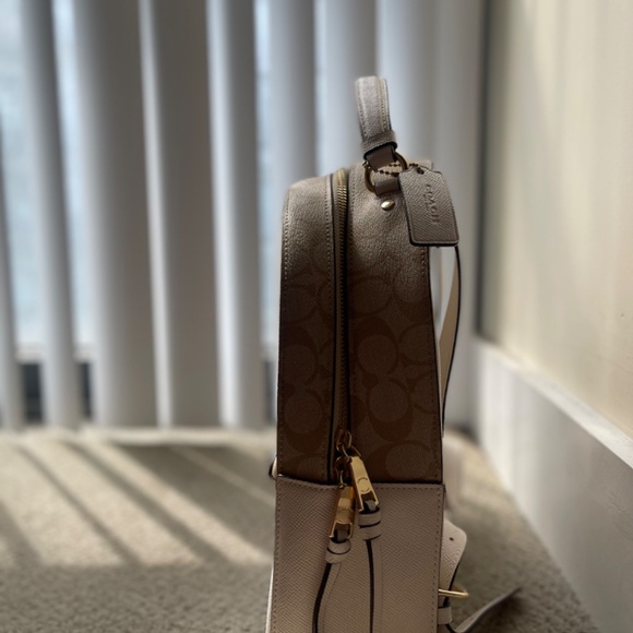 Coach Jordyn Backpack - Picture 2 of 5